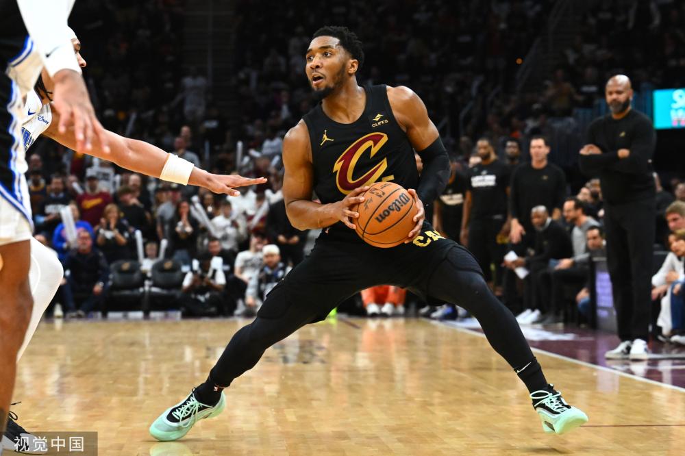 在这届赛事 在这届赛事