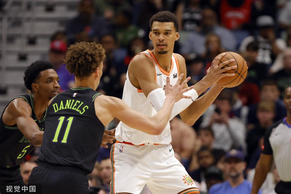 仅让队友在 仅让队友在